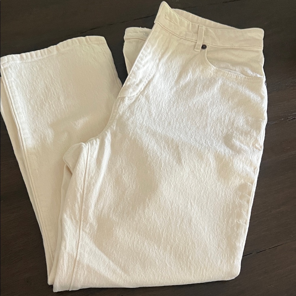 LOFT Off-White Straight Crop Jeans